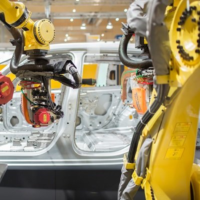 FANUC liefert 1400 Roboter an VW
